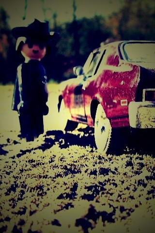 Машинка для человечка Lego обои