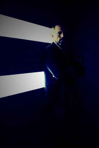 Хаус в лаборатории обои