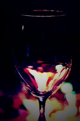 Бокал с водой обои