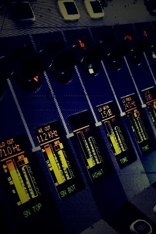 Диджейский пульт обои