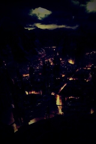 Таинственный город обои