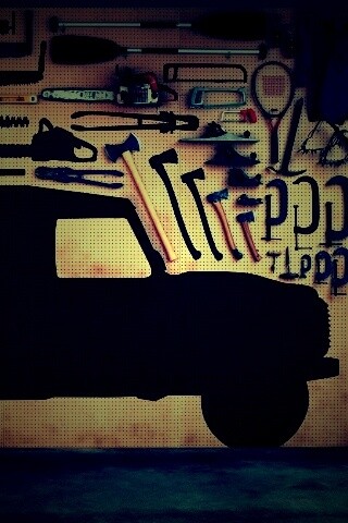 Типичный гараж обои