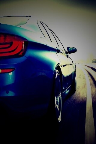 BMW F10 на повроте обои