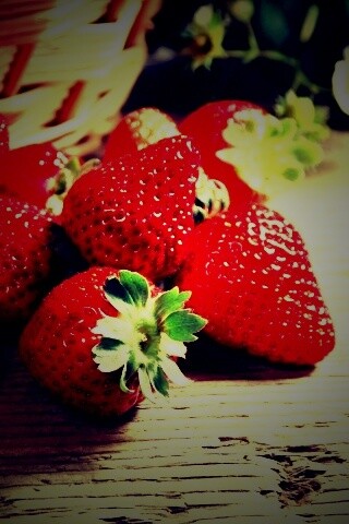 Клубничка обои