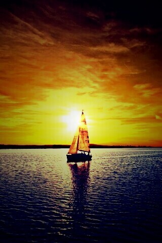 Яхта на закате обои