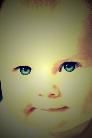 Прелестное дитя обои