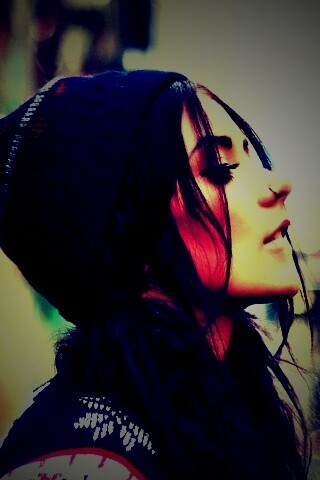 Девушка в шапке обои