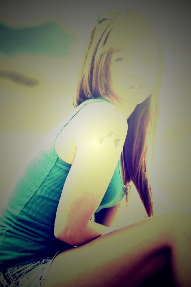 Синяя кофточка обои