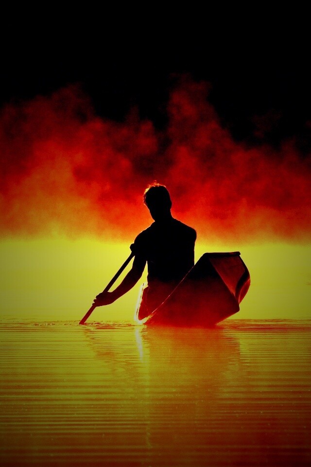 Один в лодке обои