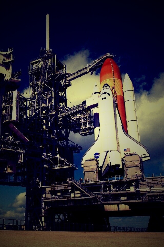 Шаттл на старте обои