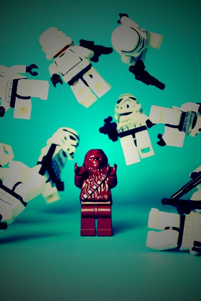 Чубака раскидывает имперских штурмовиков обои