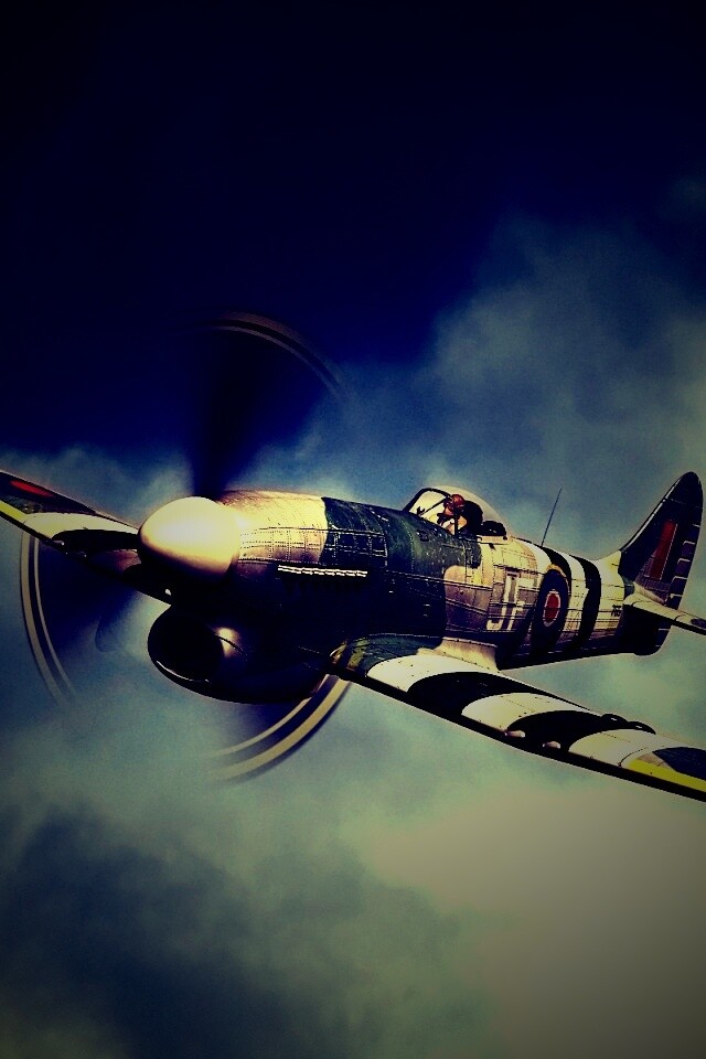 Истребитель времён Второй Мировой Войны обои