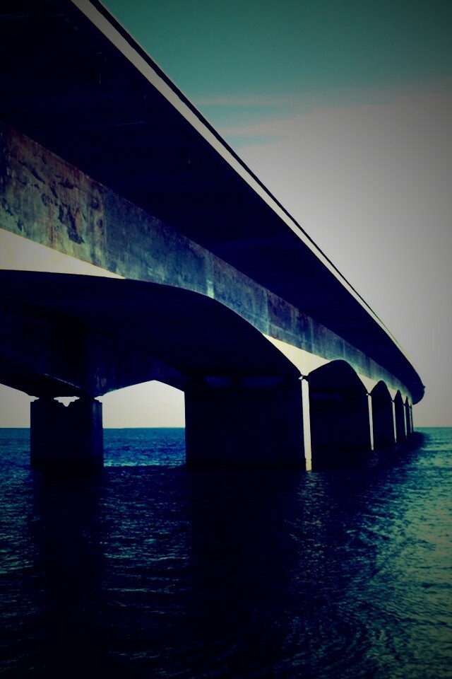 Опоры моста обои