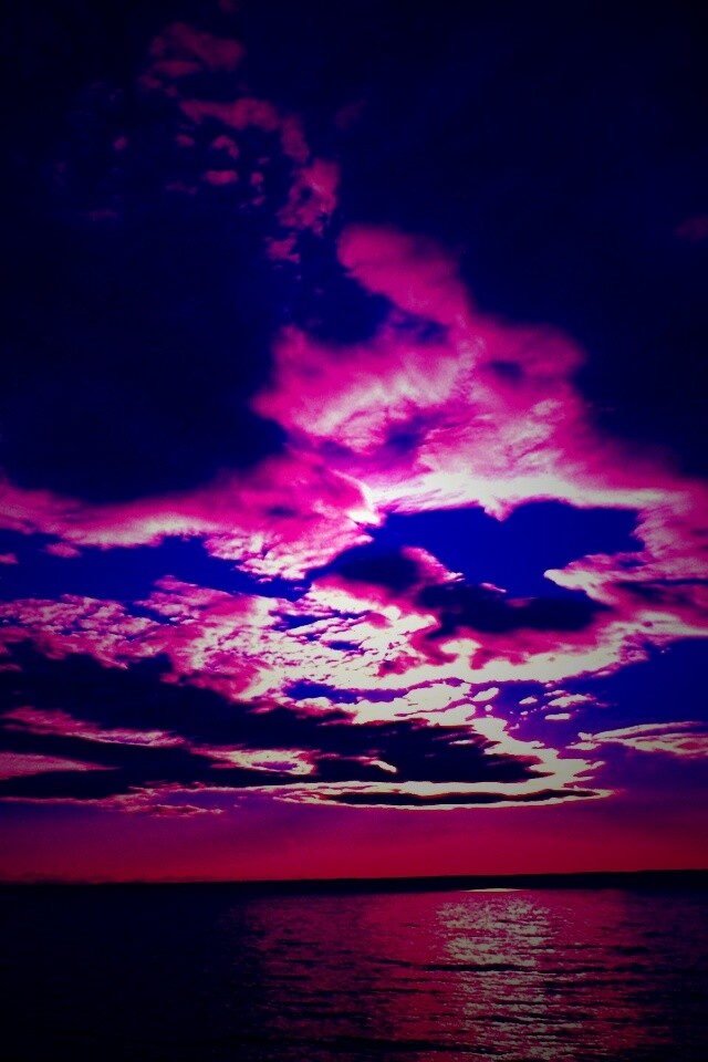 Фиолетовое закатное небо обои