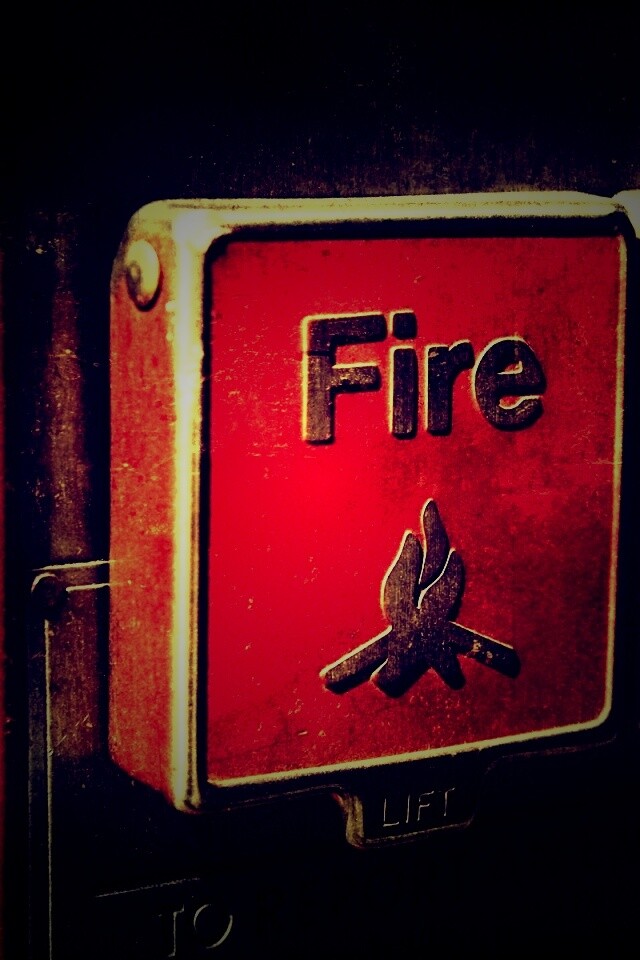 "Экстренные" кнопки обои