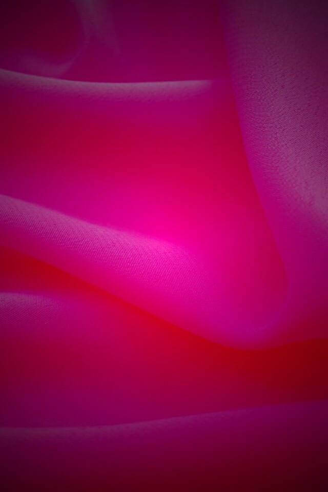 Розовая ткань обои