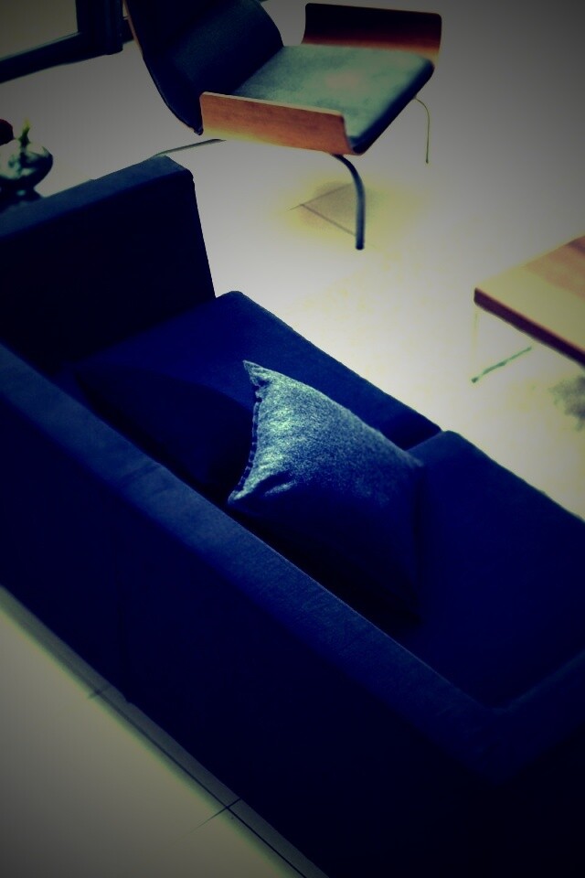 Черная мебель обои