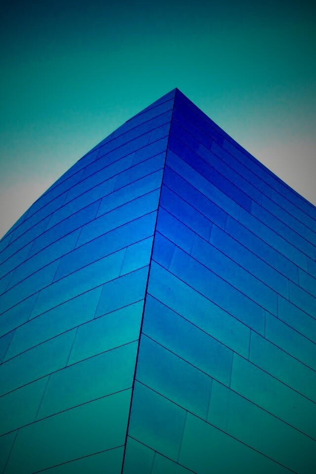 Угол небоскреба обои
