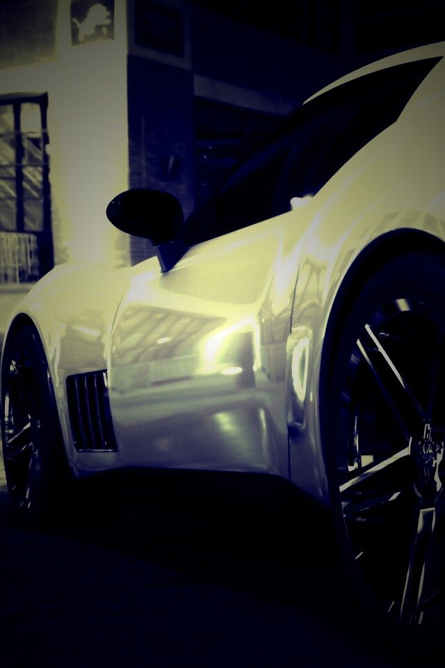 Белый Корвет обои