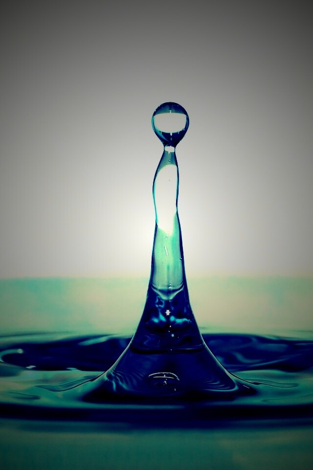 Падение капли обои