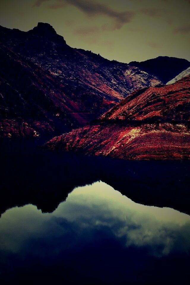 Горное озеро обои
