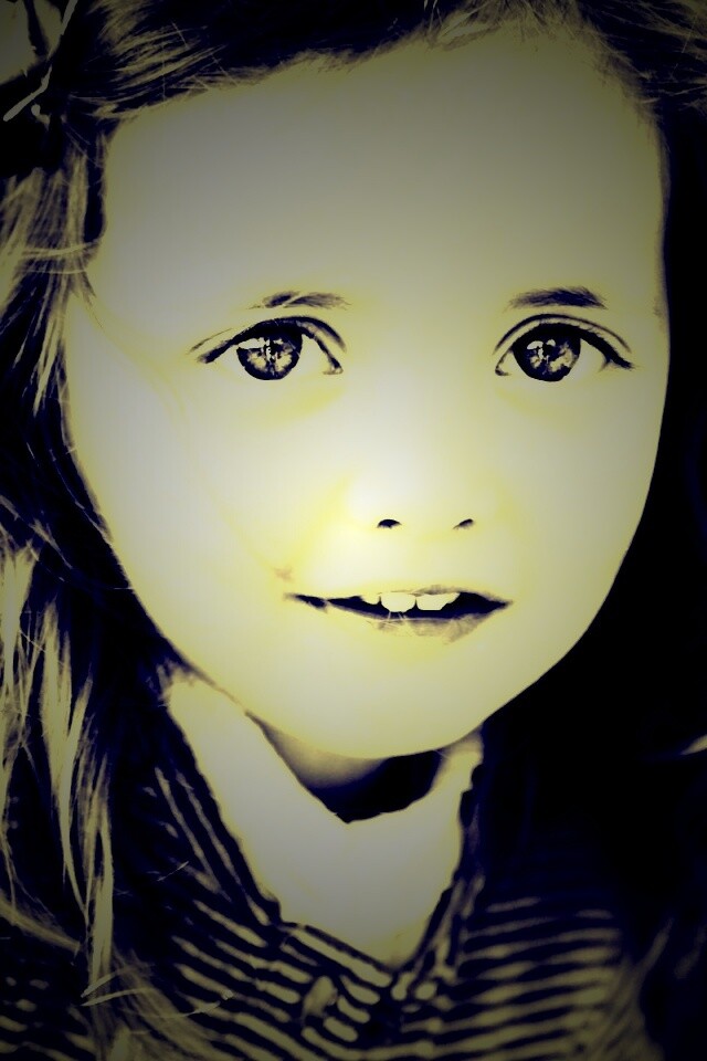 Девочка обои