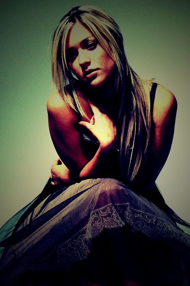 Кристина Каваллари обои