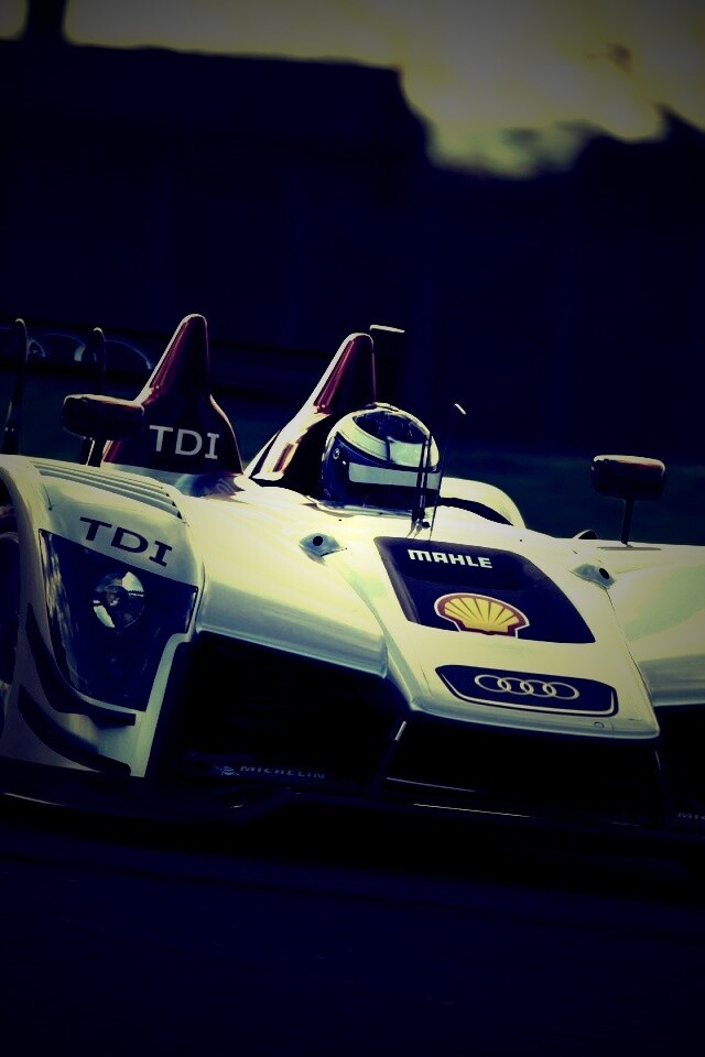 Болид ауди обои