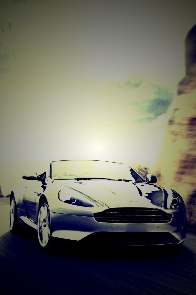 Aston Martin на повороте обои