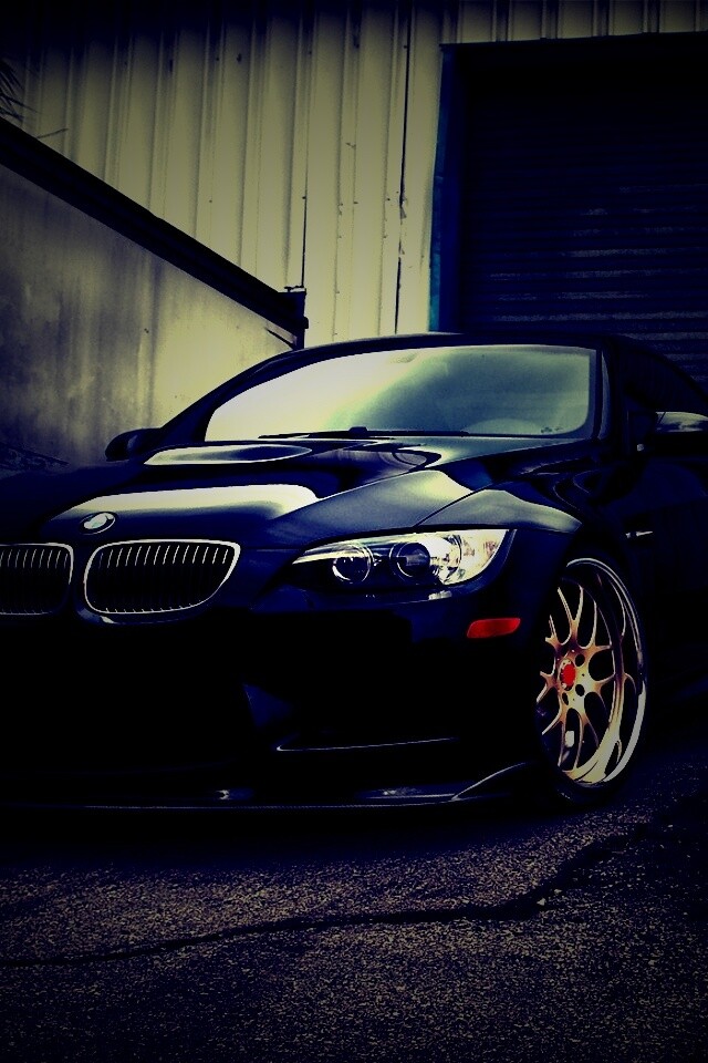 Чёрный БМВ обои