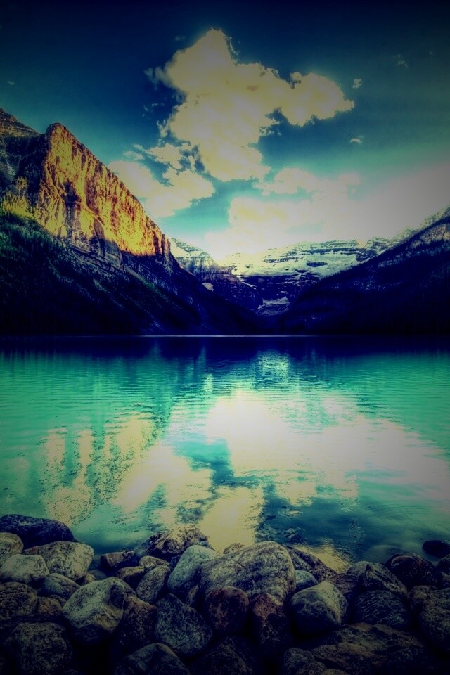 Горное озеро обои
