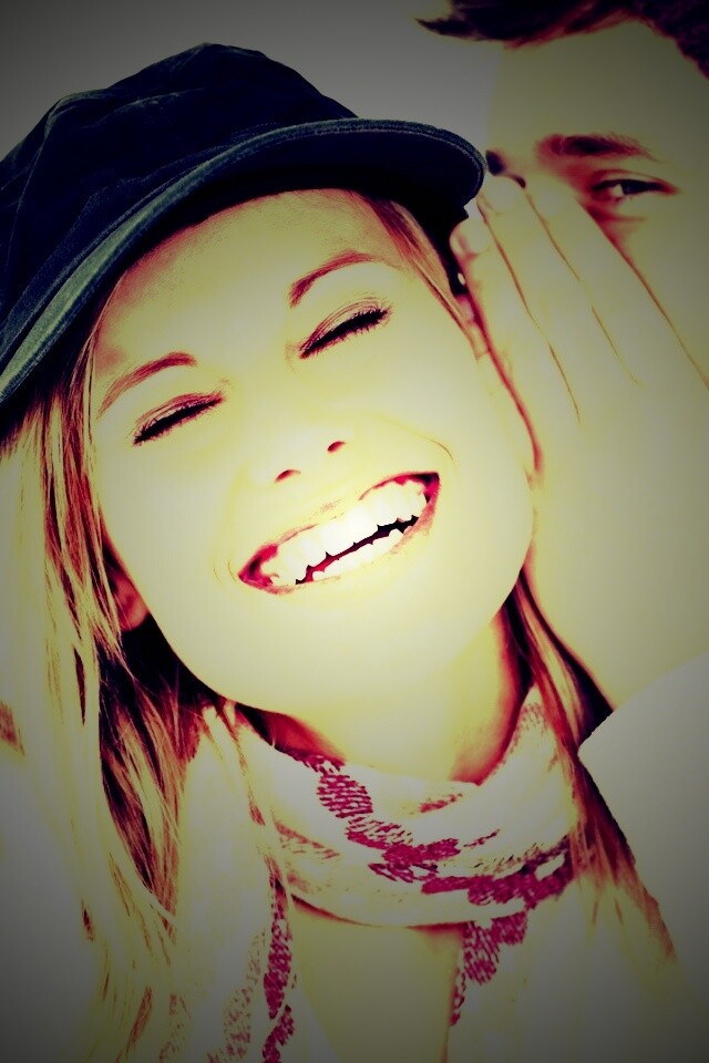 Шутка на ушко обои