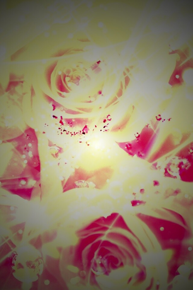 Розово-розовая абстракция с цветами обои