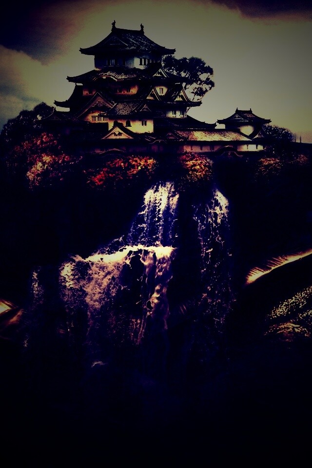 Золотая черепаха и китайская пагода в океане обои