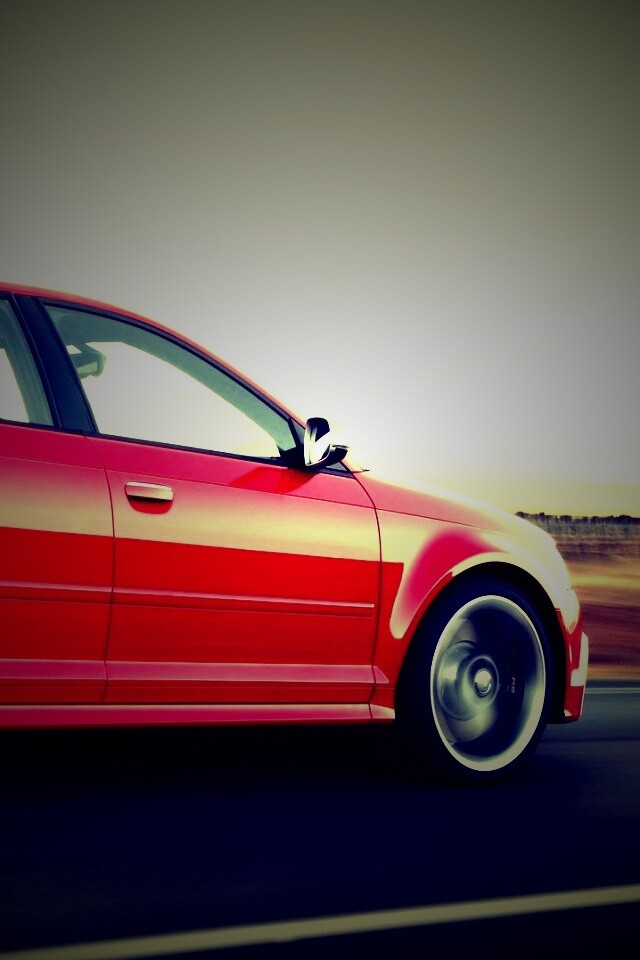 Фотосессия Audi RS3 во время движения обои