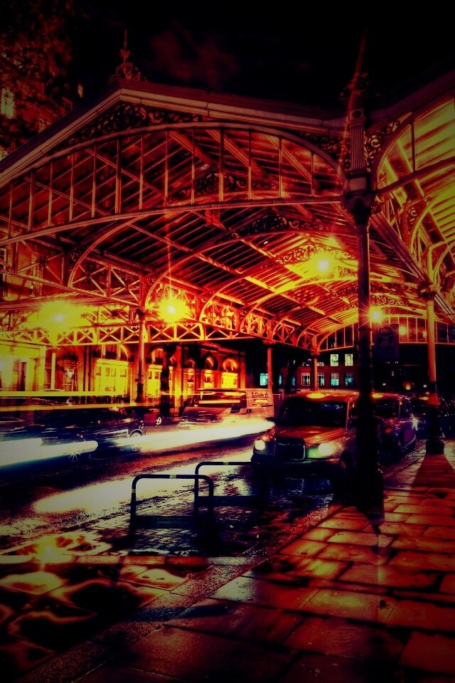 Город под фонарями обои