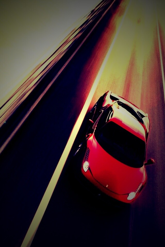 Суперкар на трассе обои