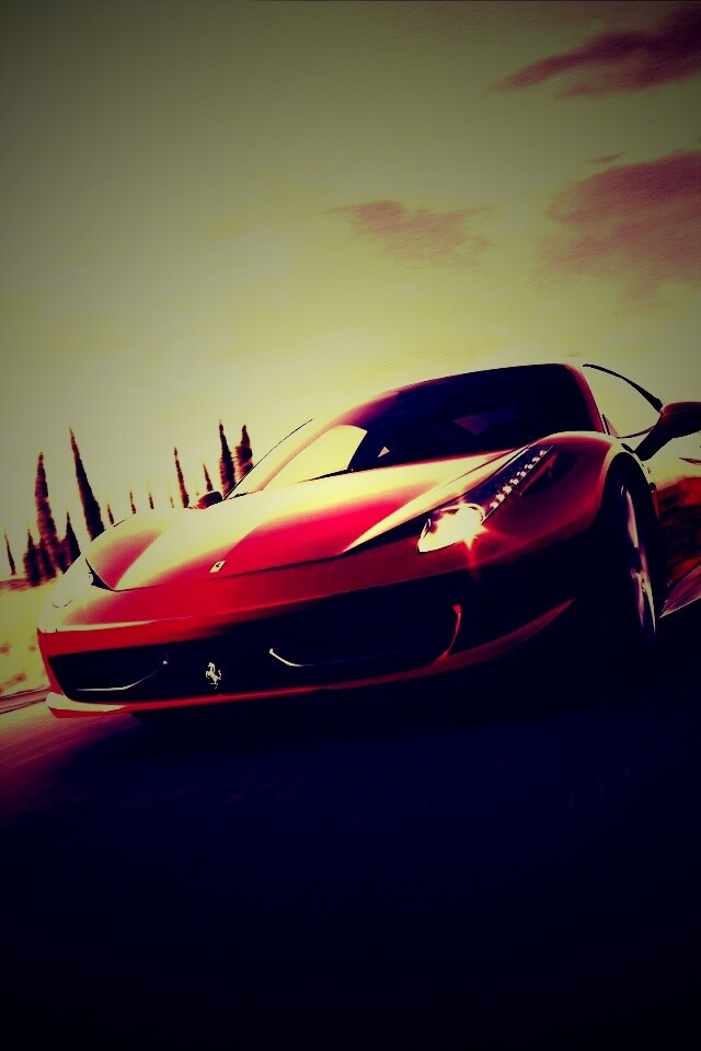 Красная Феррари на трассе обои