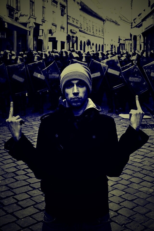 Против системы обои