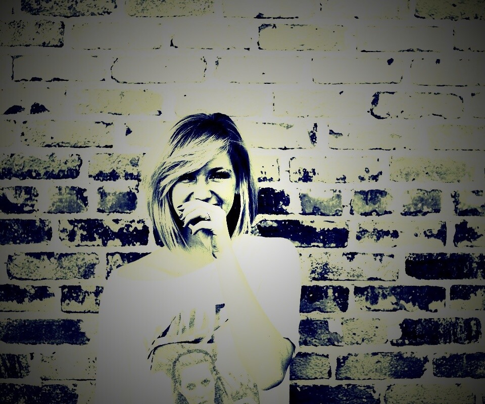 Смеющаяся девушка обои