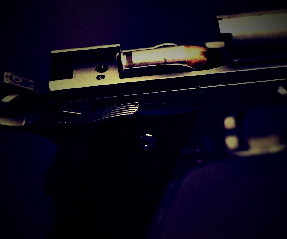 Разобранный пистолет обои