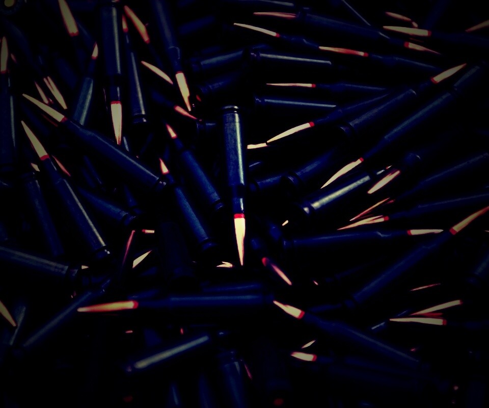 Черные патроны обои