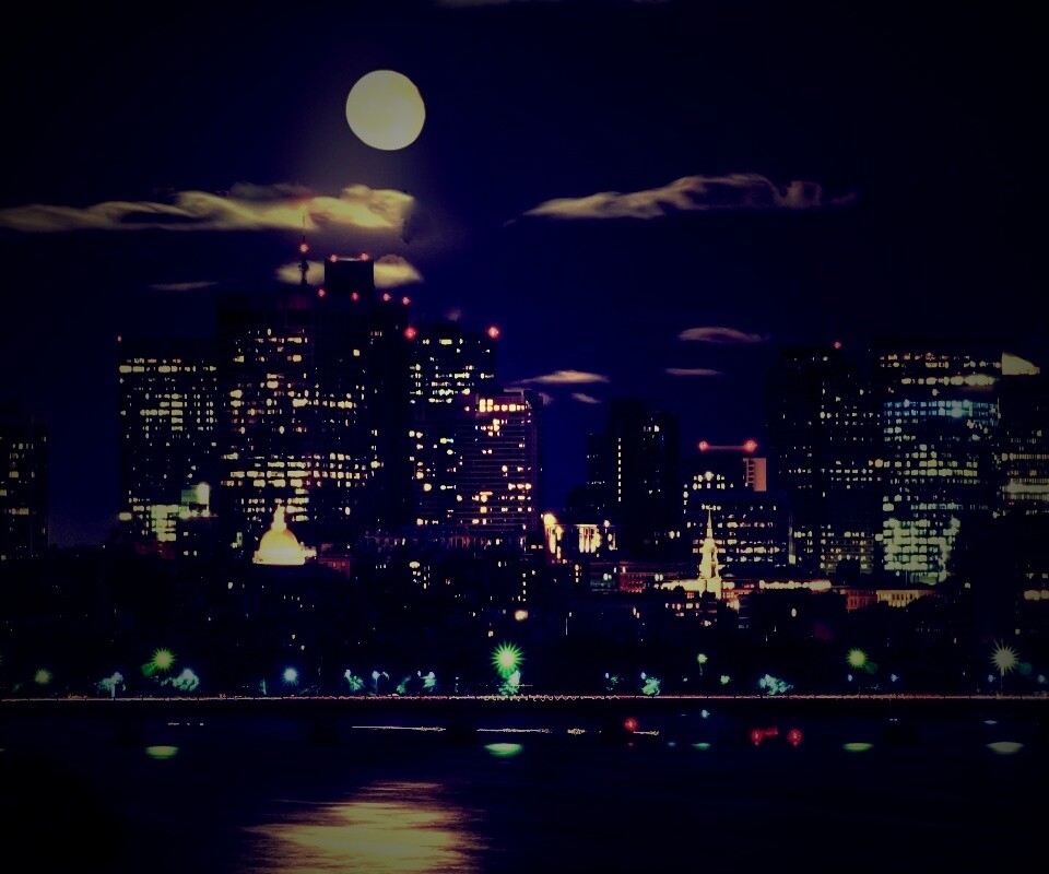 Луна над мегаполисом обои
