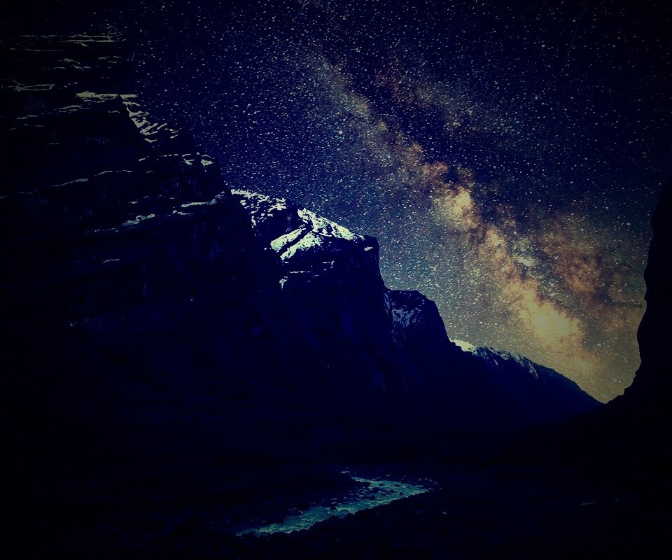Обрыв под звездным небом обои