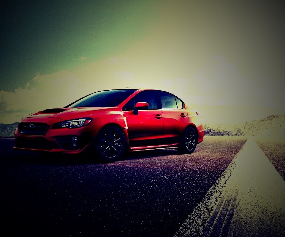 Subaru WRX на пустынной трассе обои