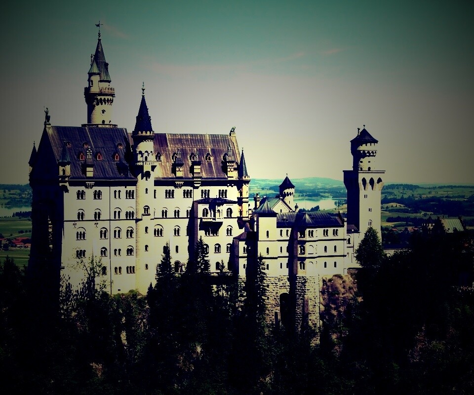 Замок Нойшванштайн в Баварии обои