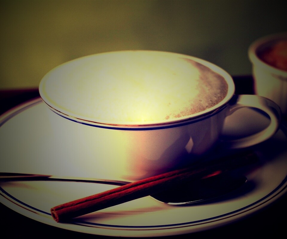 Чашечка кофе с корицей обои