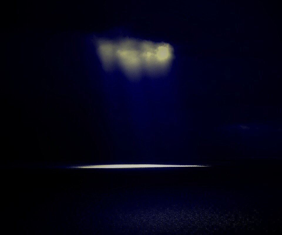 Сквозь тучи обои