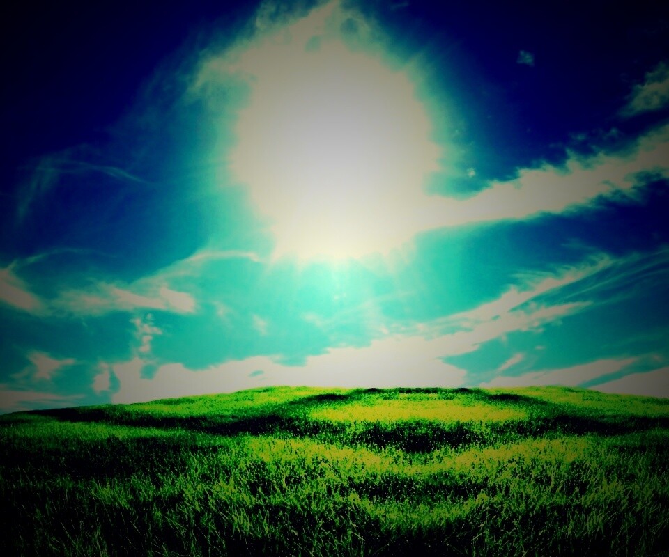 Солнце над холмом обои