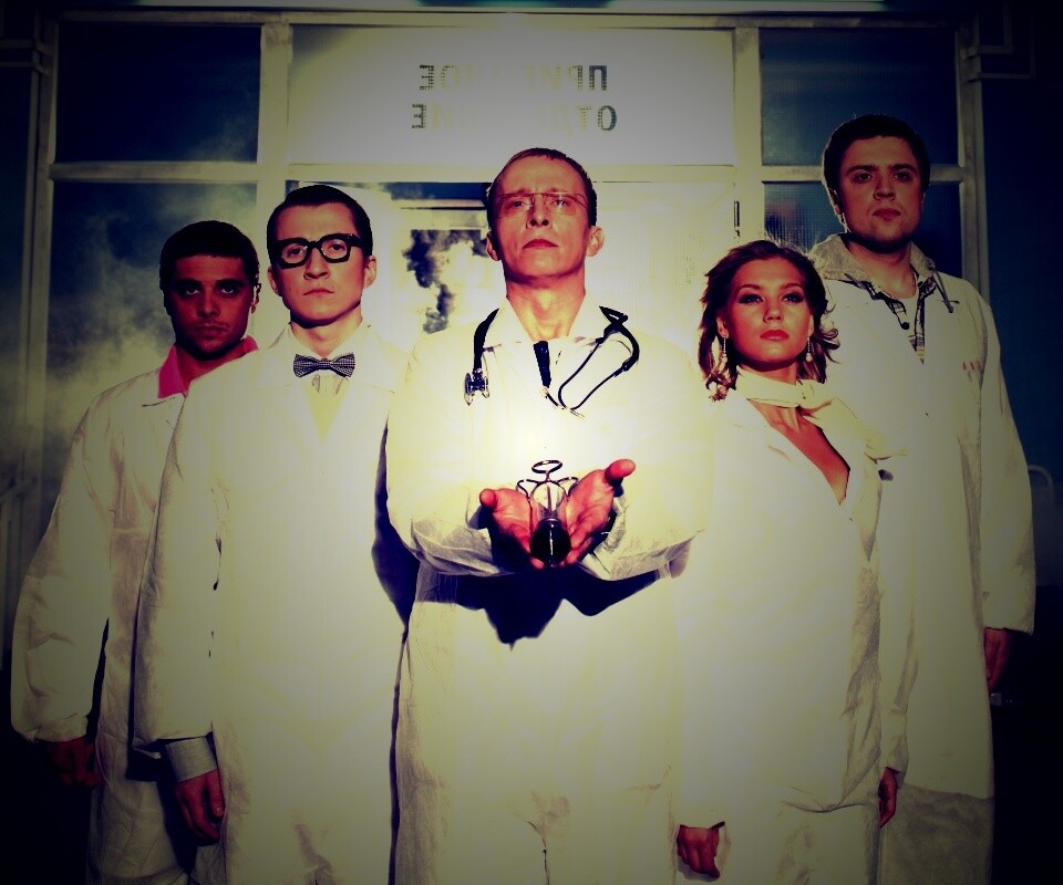 Спешат на помощь обои